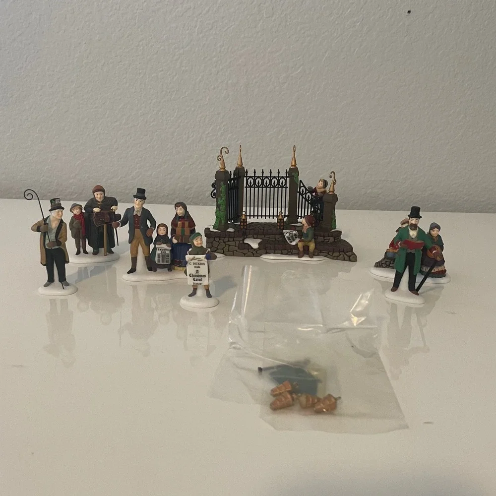 Department 56 Dickens Village A Christmas Carol Reading Set‎ Limited Edition